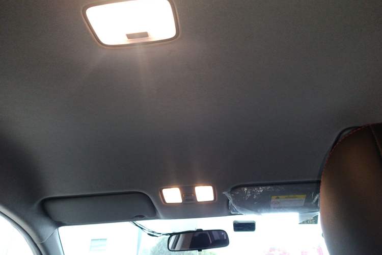 Used Hyundai Celesta 2018 1.6L Automatic GL Enjoyment Edition China VI compliant