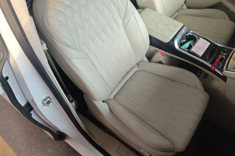 Used Buick GL8 2022 ES Landtrek 653T Comfort Edition
