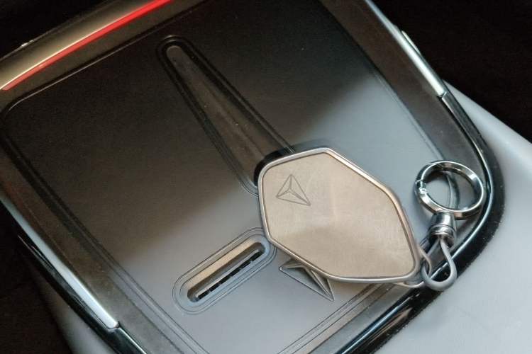 Used  SL03 2023 200Max Range-Extended Version