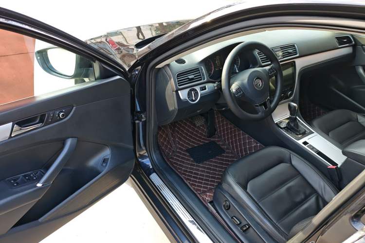 Used Volkswagen Passat 2015 1.8TSI DSG Prestige Edition
