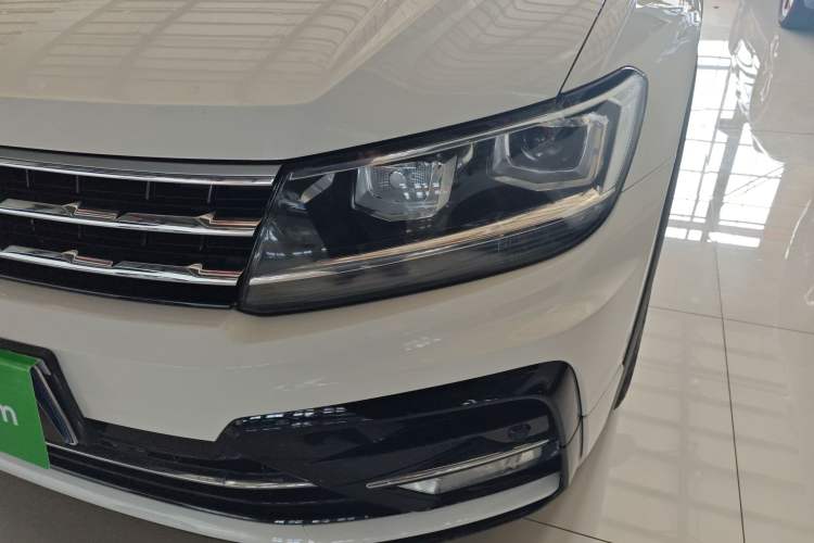 Used Volkswagen Tiguan L 2021 330TSI Automatic Two-Wheel Drive R-Line Enhanced Edition