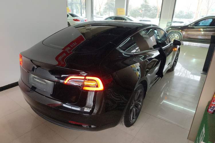 Used Tesla Model 3 2022 Rear-Wheel-Drive Version