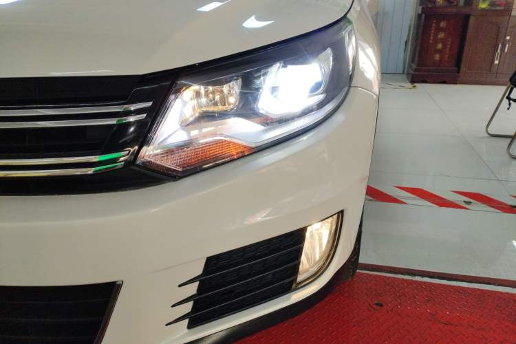 Used Volkswagen Tiguan 2016 280TSI Automatic Two-Wheel Drive Silk Road Comfort Edition
