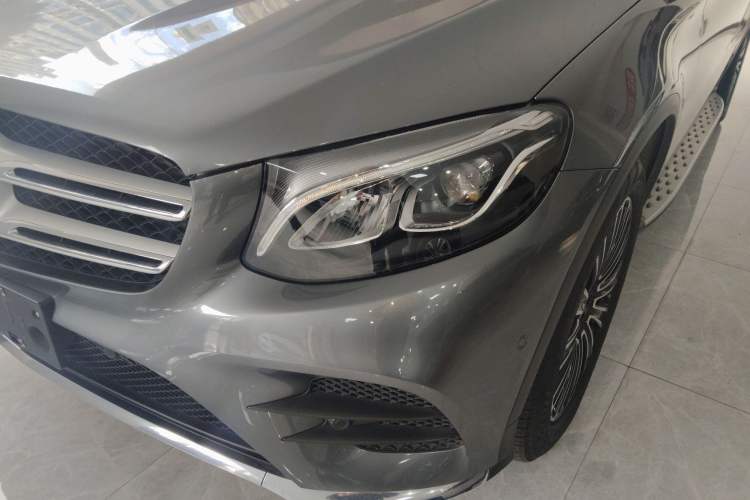 Used Mercedes-Benz GLC 2019 GLC 260 L 4MATIC Dynamic Model

