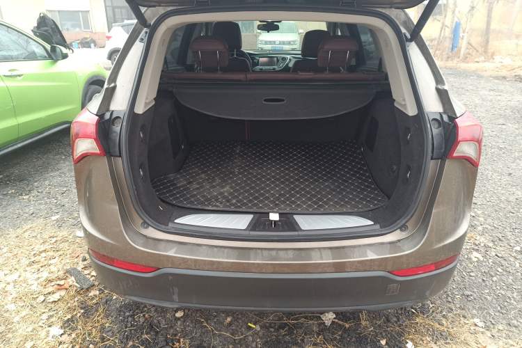 Used Buick Envision 2019 20T Two-Wheel Drive Luxury Version China V Standard
