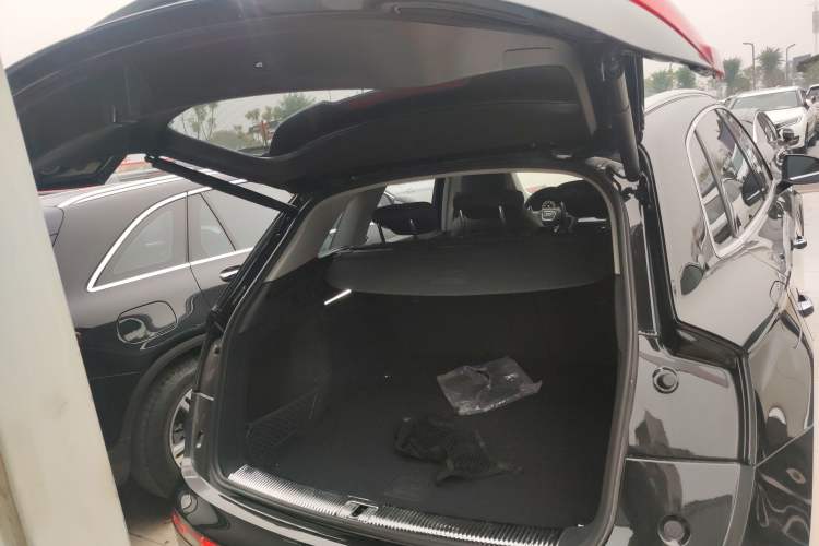 Used Audi Q5L 2023 40T Fashionable and Dynamic Edition
