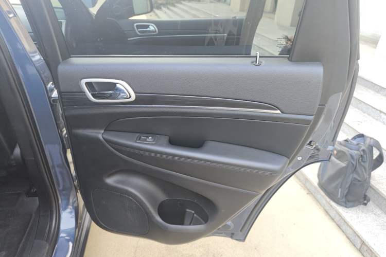 Used  Grand Cherokee 2020 3.0L Elite Navigation Edition