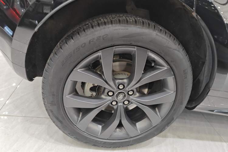 Used Land Rover Range Rover Evoque 2023 Aurora L 249 PS Collins Antique Bronze Special Edition
