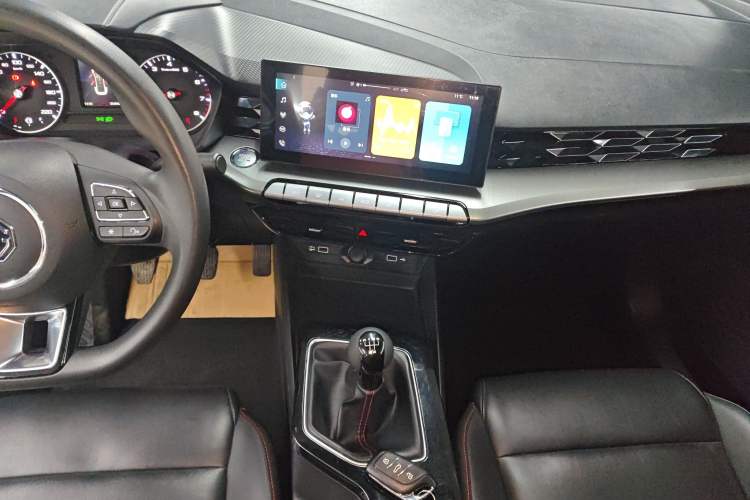 Used MG 5 2021 180 DVVT Manual Youth Luxury Edition