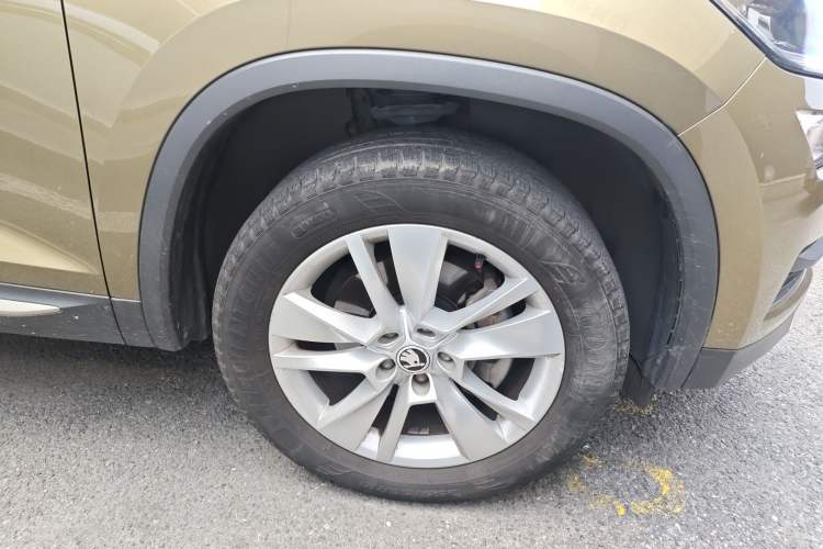 Used Skoda Kodiaq 2017 TSI330 7-Seater Two-Wheel-Drive Luxury Edition
