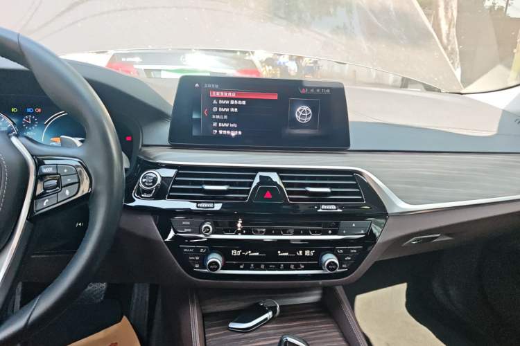 Used BMW 5 Series 2018 530Li Leading Edition Luxury Package