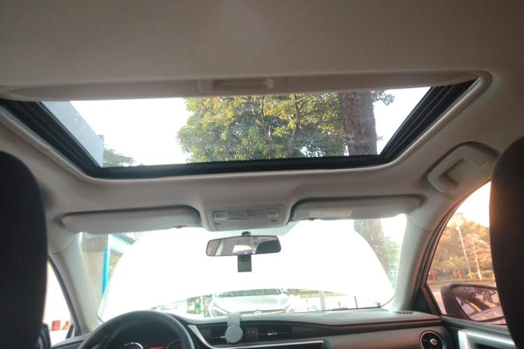 Used Toyota Corolla 2017 Revised Version 1.2T S-CVT GL-i
