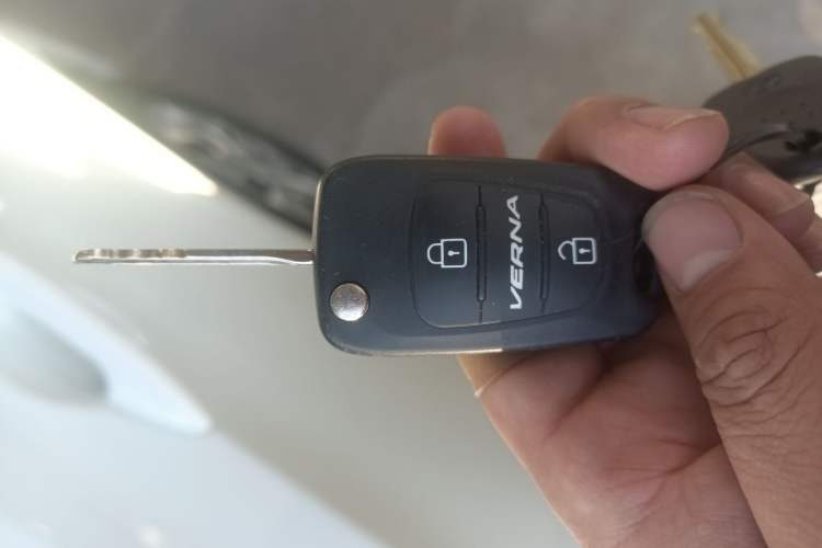 Used Hyundai Verna 2014 1.4L Manual Smart GLS Trim
