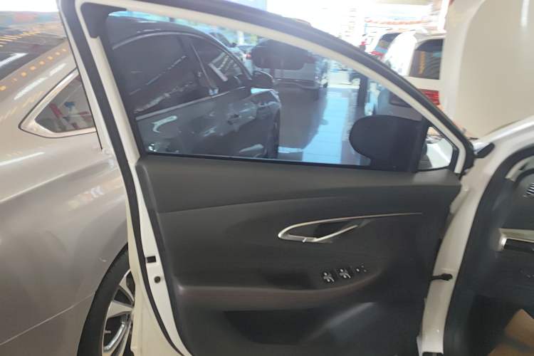 Used Changan UNI-T 2020 1.5T Prestige Version
