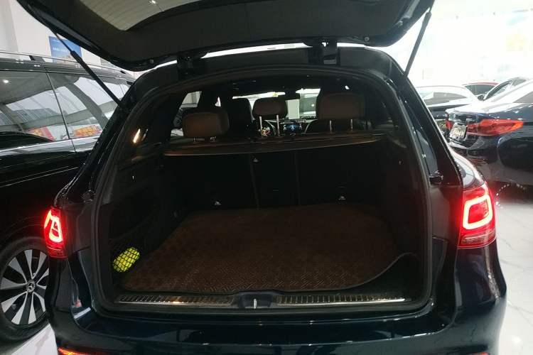 Used Mercedes-Benz GLC 2022 Facelifted GLC 260 L 4MATIC Dynamic Edition
