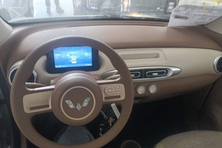 Used Wuling Hongguang MINIEV 2025 Four-Door Version Advanced Edition