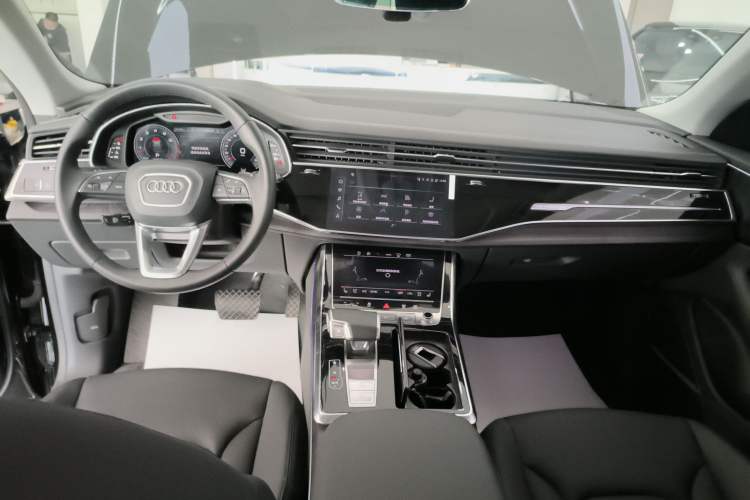 Used Audi Q8 2023 55 TFSI Luxury Dynamic Edition
