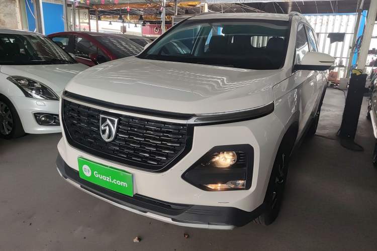 Used Baojun 530 2021 Global Car Anniversary Edition 1.5T CVT Luxury Model 7 Seats
