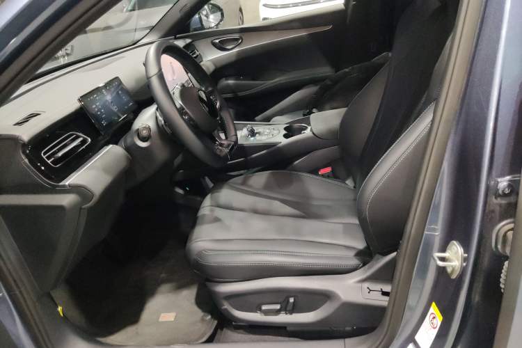 Used BYD Seal 06 New Energy 2025 DM-i Smart Drive 120KM Deluxe Model
