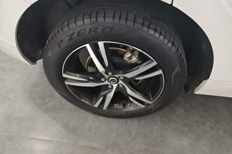 Used Volvo XC60 2022 B5 4x4 Smart & Advanced Sport Edition
