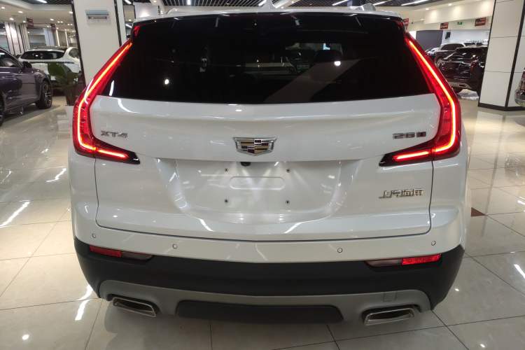 Used Cadillac XT4 2021 28T Two-Wheel Drive Leading Version
