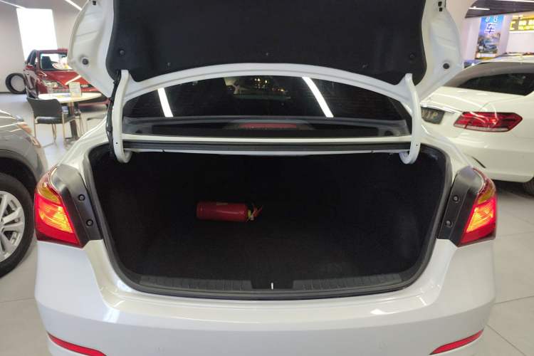 Used Hyundai Mistra 2016 1.8L Automatic Smart GLS