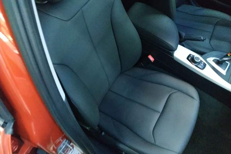 Used BMW 1 Series 2013 Facelifted 118i Leading Edition
