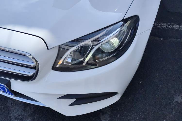 Used Mercedes-Benz E-Class 2018 Facelift E 200 L Sport Edition
