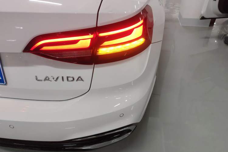 Used Volkswagen Lavida 2024 300TSI DSG Starry Sky Leading Edition
