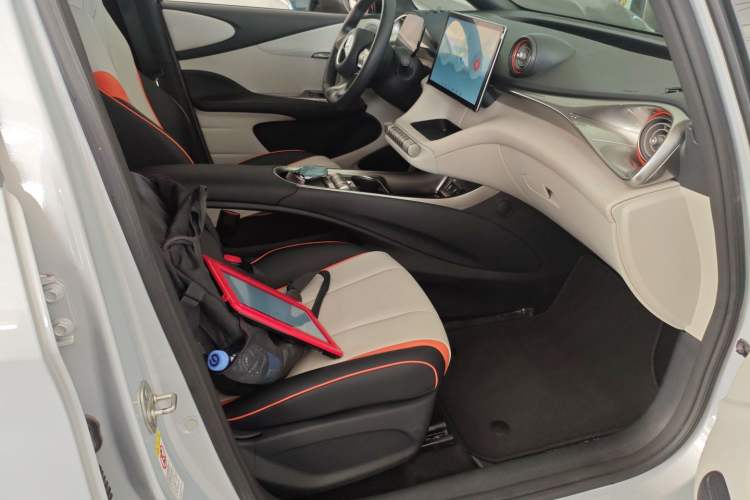 Used BYD Dolphin 2021 405 km Free Version
