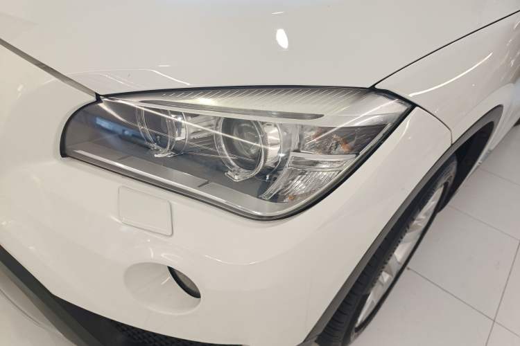 Used BMW X1 2014 sDrive18i Leading Model
