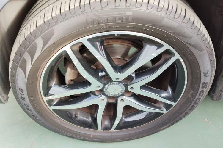 Used Mercedes-Benz GLA 2015 GLA 200 Fashion Model
