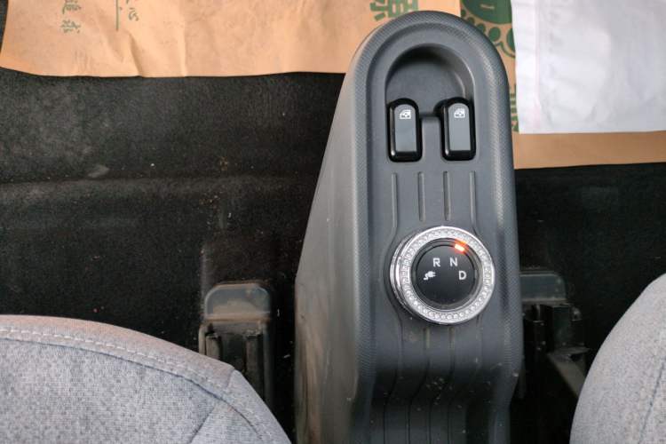 Used Wuling Hongguang MINIEV 2021 Macaron Fashion Model Lithium Iron Phosphate
