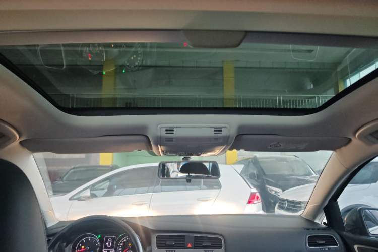 Used Volkswagen Golf 2018 1.6L Automatic Comfort Model
