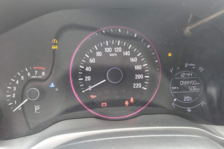 Used Honda Vezel 2020 1.5L CVT Pioneer Edition