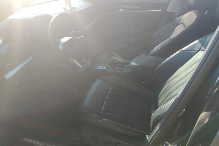 Used Volkswagen Passat 2022 330TSI Starry Luxury Edition
