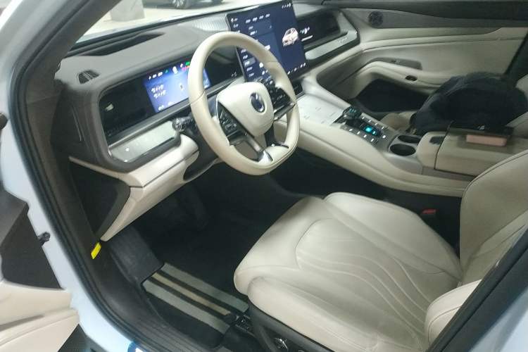 Used Denza N7 2023 Long-Range Performance Max Edition