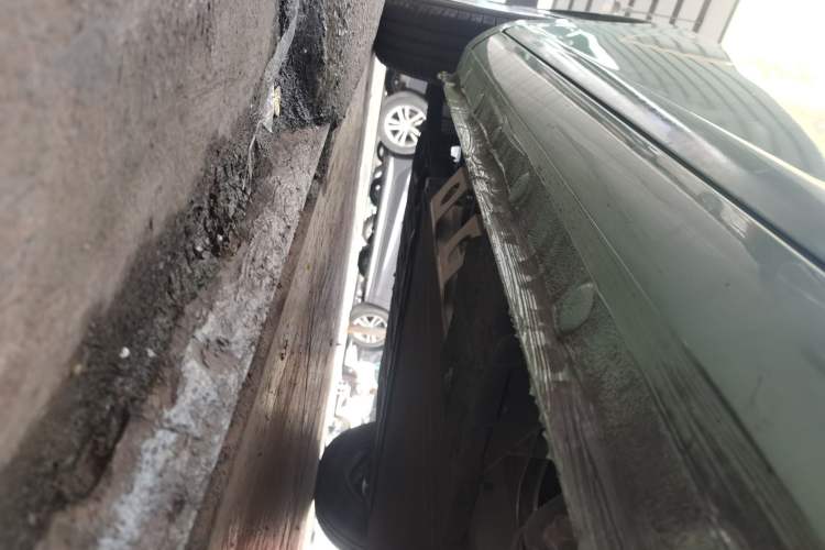 Used  Lumin 2023 301km Honey Dew Edition
