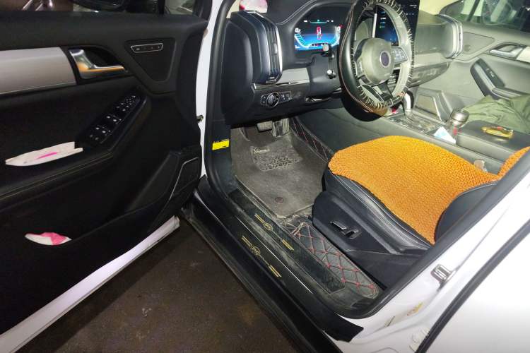 Used BYD Tang 2019 2.0T Automatic SmartConnect Luxury 7-Seater China VI Standard