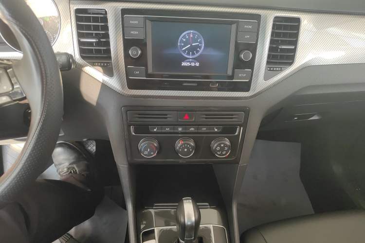 Used Volkswagen Golf Sportsvan 2019 280TSI Automatic Trendy Edition China V Standard
