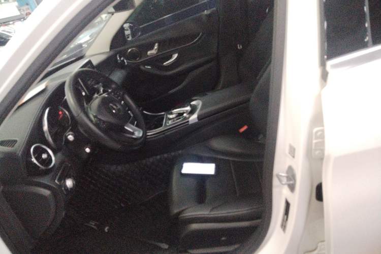 Used Mercedes-Benz C-Class 2018 C 180 L Fashion Edition Sport Version
