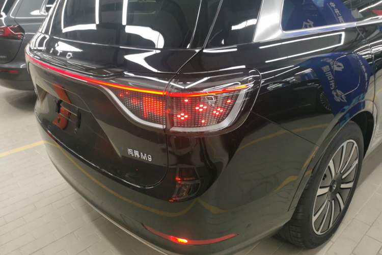 Used Hima AITO M9 2024 Range-Extended Ultra Version 42 kWh 6-Seater Model
