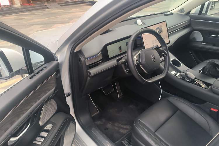 Used Hima AITO M5 2022 Range-Extended Rear-Drive Standard Version
