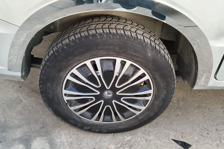 Used Wuling Hongguang V 2022 1.5L Jingqu Version Hydraulic Power Steering LAR
