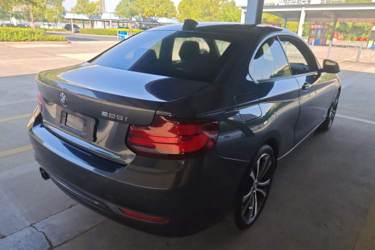 Used BMW 2 Series 2019 225i Sport Design Package
