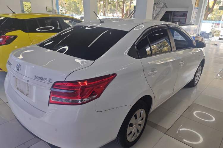 Used Toyota YARiS L 2020 1.5L CVT Leading Edition
