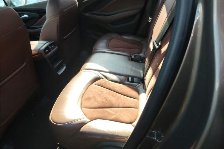 Used Buick Envision 2016 20T Four-Wheel Drive Luxury Model
