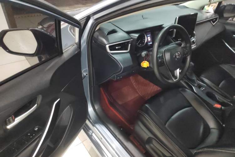 Used Toyota Corolla 2021 Dual-Motor 1.8L E-CVT Elite Edition
