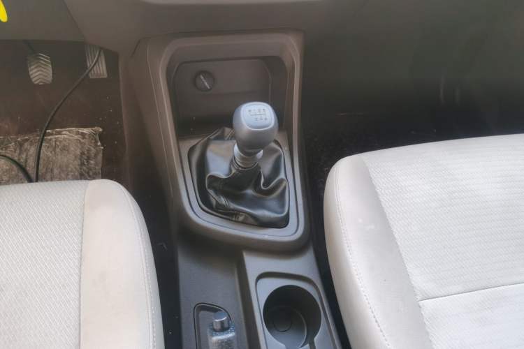 Used Wuling Hongguang V 2022 1.5L Jingqu Edition Electric-Assist LAR