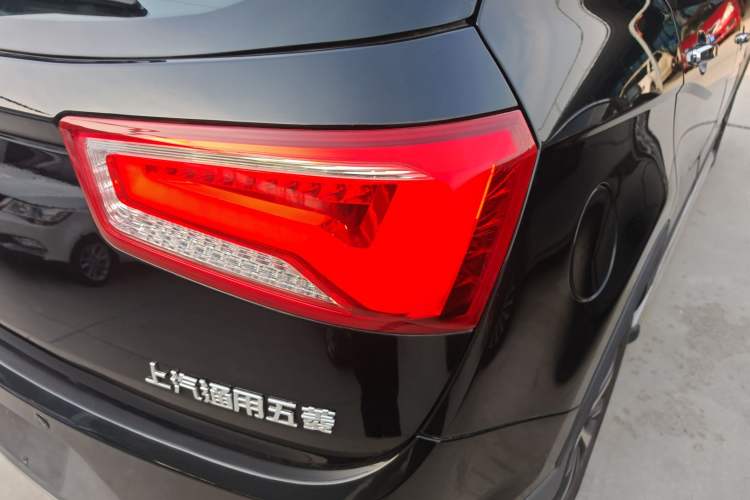 Used Baojun 560 2016 1.8L iAMT Luxury Model
